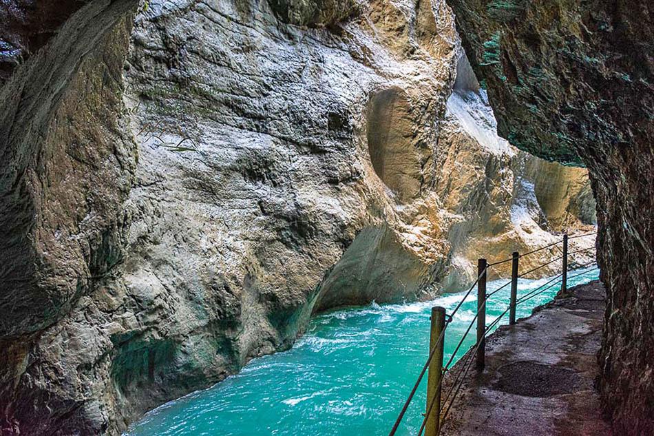 eurohike-wanderreise-zugspitze-partnachklamm-c-fotografischereisenundwanderungen-Zugspitze Eurohike-Elke_Bitzer-w950