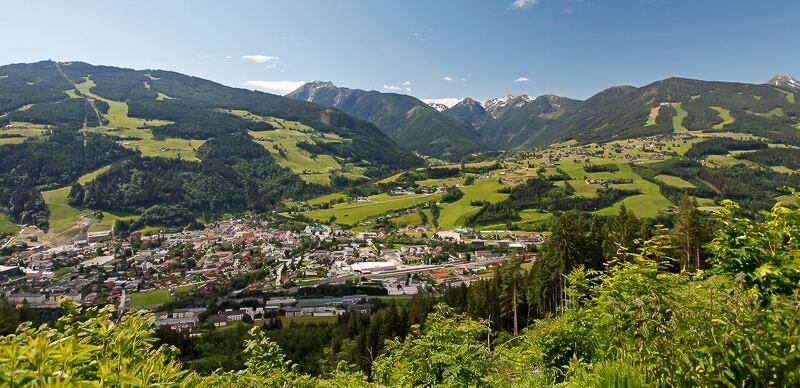 Blick ueber schladming und rohrmoos Herbert Raffalt_export_w950
