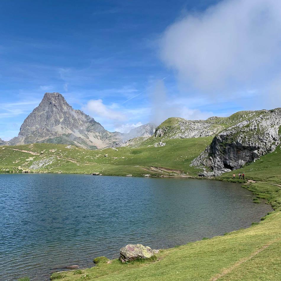 4-casterau-lake-ignacio-teres-the-eye-is-delighted-w950